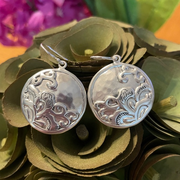 Silpada Rare ‘TIDAL WAVE’ Textured Sterling Silver Earrings W2987 - Picture 3 of 14